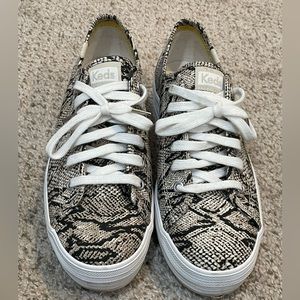 Keds Platform Snake Sneaker Women’s size 7.5